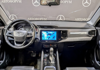 Подержанный автомобиль Chery Tiggo 4 2022 года (14 фото)