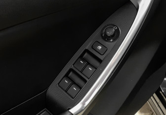 Подержанный автомобиль Mazda CX-5 2012 года (19 фото)