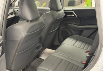 Новый Mitsubishi Outlander 2023 (7 фото)