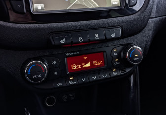 Подержанный автомобиль Kia Ceed Wagon 2017 года (21 фото)