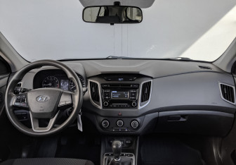 Подержанный автомобиль Hyundai Creta 2018 года (14 фото)