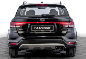 Подержанный автомобиль Kia Rio Hatchback 2020 года (6 фото)