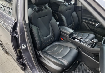 Подержанный автомобиль Москвич 3 2023 года (22 фото)