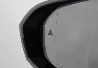 Подержанный автомобиль BMW X3 2025 года (17 фото)