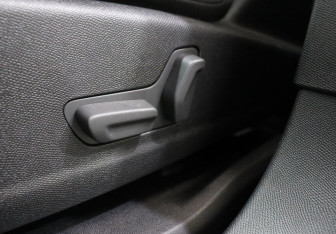 Подержанный автомобиль Peugeot 5008 Suv 2022 года (12 фото)