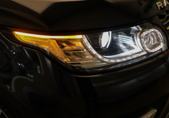 Подержанный автомобиль Land Rover Range Rover Sport 2014 года (28 фото)