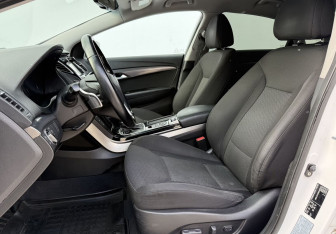 Подержанный автомобиль Hyundai i40 Sedan 2013 года (10 фото)