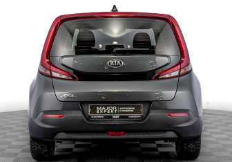 Подержанный автомобиль Kia Soul 2020 года (6 фото)