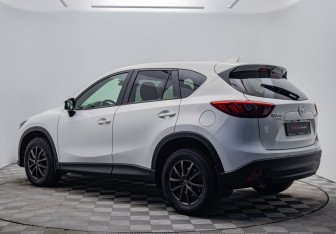 Подержанный автомобиль Mazda CX-5 2015 года (3 фото)