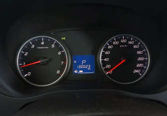 Подержанный автомобиль Mitsubishi Outlander 2014 года (13 фото)