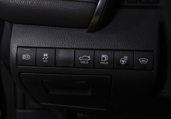 Подержанный автомобиль Toyota Camry Sedan 2022 года (19 фото)