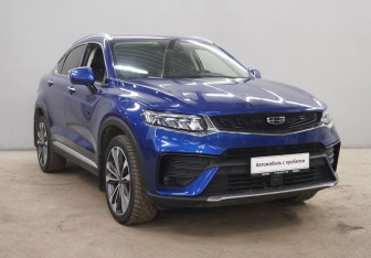 Подержанный автомобиль Geely Tugella 2022 года (3 фото)