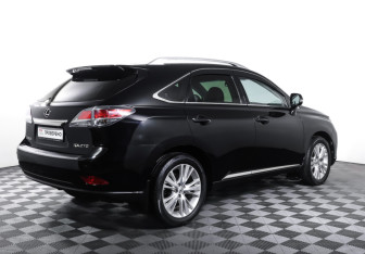 Подержанный автомобиль Lexus RX 2013 года (5 фото)