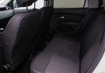 Подержанный автомобиль Renault Duster 2021 года (11 фото)