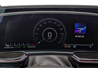 Подержанный автомобиль Cadillac Escalade Suv 2022 года (16 фото)