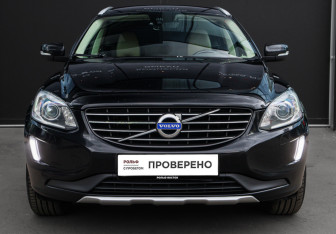 Подержанный автомобиль Volvo XC60 2015 года (2 фото)