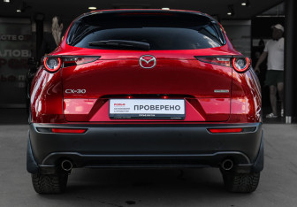 Подержанный автомобиль Mazda CX-30 2021 года (5 фото)