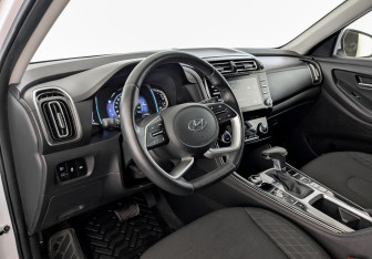 Подержанный автомобиль Hyundai Creta 2021 года (16 фото)