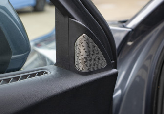 Подержанный автомобиль Geely Tugella 2022 года (4 фото)