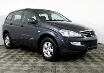 Подержанный автомобиль SsangYong Kyron 2012 года (2 фото)