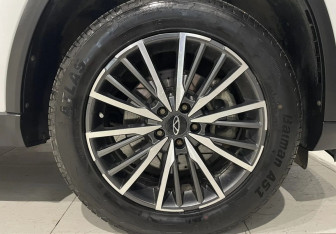Подержанный автомобиль Chery Tiggo 8 Pro Max 2023 года (12 фото)