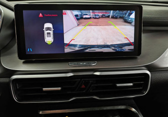 Подержанный автомобиль Geely Coolray 2020 года (18 фото)