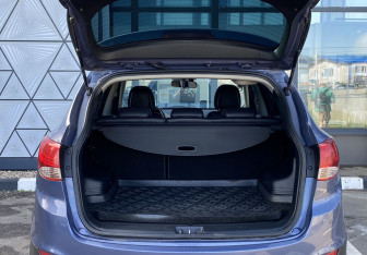 Подержанный автомобиль Hyundai ix35 2014 года (10 фото)