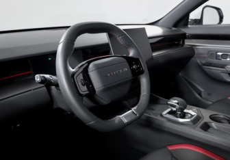 Подержанный автомобиль Jetour Dashing 2023 года (14 фото)