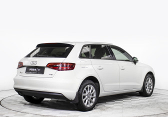 Подержанный автомобиль Audi A3 Hatchback 2014 года (5 фото)