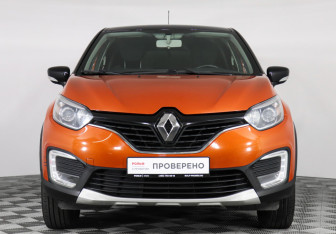 Подержанный автомобиль Renault Kaptur 2017 года (2 фото)
