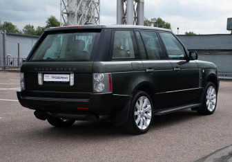 Подержанный автомобиль Land Rover Range Rover 2007 года (5 фото)