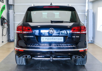 Подержанный автомобиль Volkswagen Touareg 2016 года (5 фото)