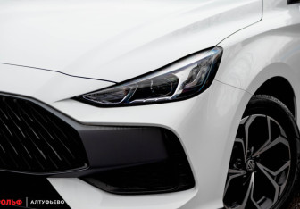 Новый MG 5 Sedan 2023 (7 фото)