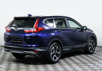 Подержанный автомобиль Honda CR-V 2017 года (5 фото)