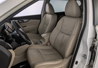 Подержанный автомобиль Nissan X-Trail 2018 года (20 фото)