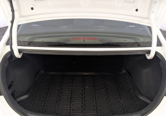 Подержанный автомобиль Hyundai Solaris Sedan 2021 года (10 фото)