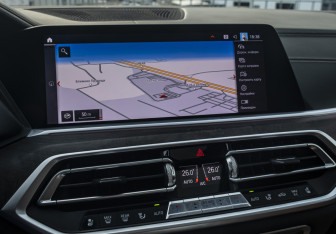 Подержанный автомобиль BMW X7 2019 года (17 фото)