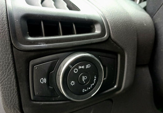 Подержанный автомобиль Ford Focus Hatchback 2012 года (18 фото)
