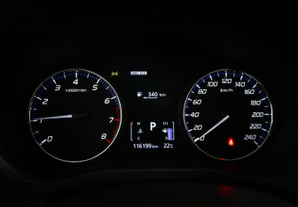 Подержанный автомобиль Mitsubishi Outlander 2021 года (16 фото)