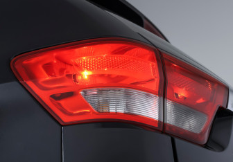 Подержанный автомобиль Jeep Grand Cherokee 2012 года (21 фото)