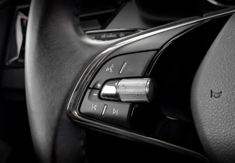 Подержанный автомобиль Skoda Rapid Liftback 2022 года (27 фото)