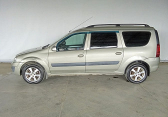 Подержанный автомобиль LADA (ВАЗ) Largus Wagon 2018 года (8 фото)