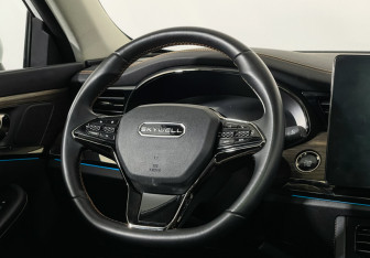 Подержанный автомобиль Skywell ET5 2022 года (16 фото)