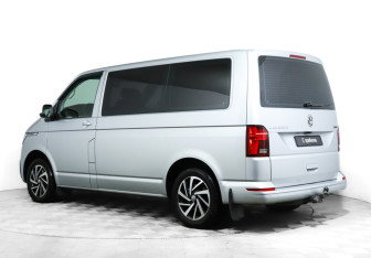 Подержанный автомобиль Volkswagen Caravelle 2020 года (7 фото)