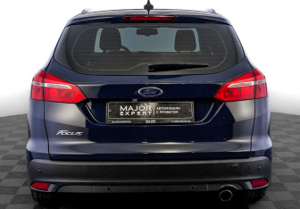 Подержанный автомобиль Ford Focus Wagon 2018 года (6 фото)