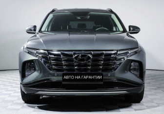 Подержанный автомобиль Hyundai Tucson 2022 года (2 фото)