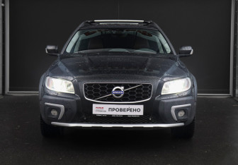 Подержанный автомобиль Volvo XC70 2015 года (2 фото)