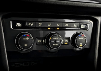 Подержанный автомобиль Volkswagen Tiguan 2019 года (26 фото)