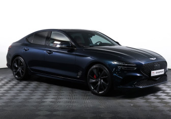 Подержанный автомобиль Genesis G70 2022 года (3 фото)