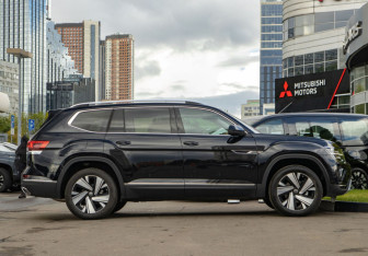 Новый Volkswagen Teramont 2026 (8 фото)